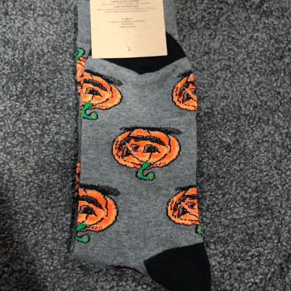 K. Bell Halloween socks pumpkin jack o lantern - Picture 5 of 5